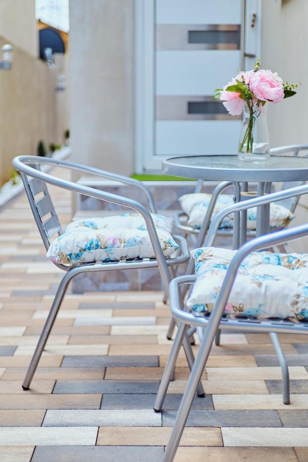 La Lorre Lux Apartment Jagodina Bagian luar foto